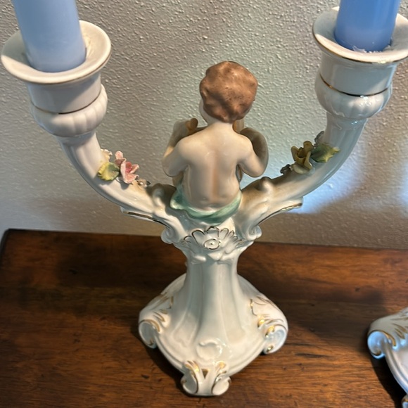 Stunning Pair Dresden Porcelain Cherub Putti Candlesticks Germany - Picture 7 of 13